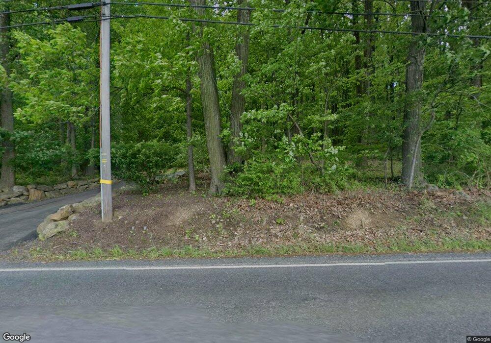 6590 Mountain Rd, Macungie, PA 18062 - photo 1