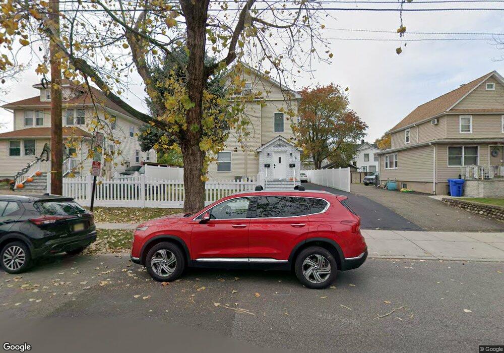 14 Chestnut St, Rutherford, NJ 07070 - photo 1