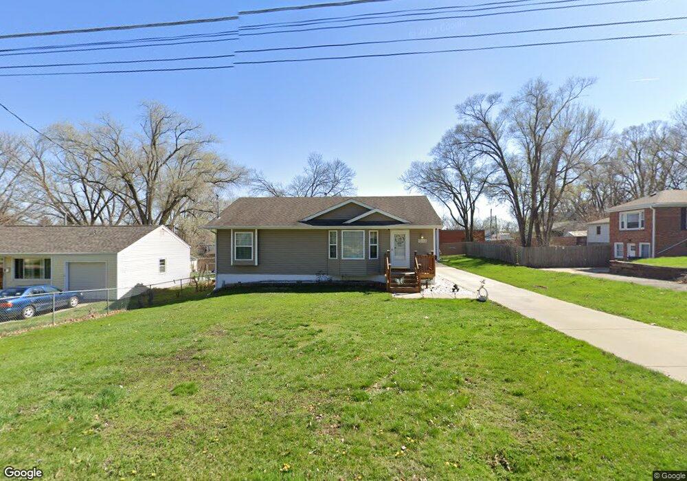 1232 Herold Ave, Des Moines, IA 50315 - photo 1