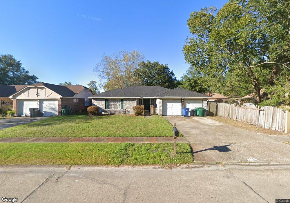 135 Drury Ln, Slidell, LA 70460 - photo 1