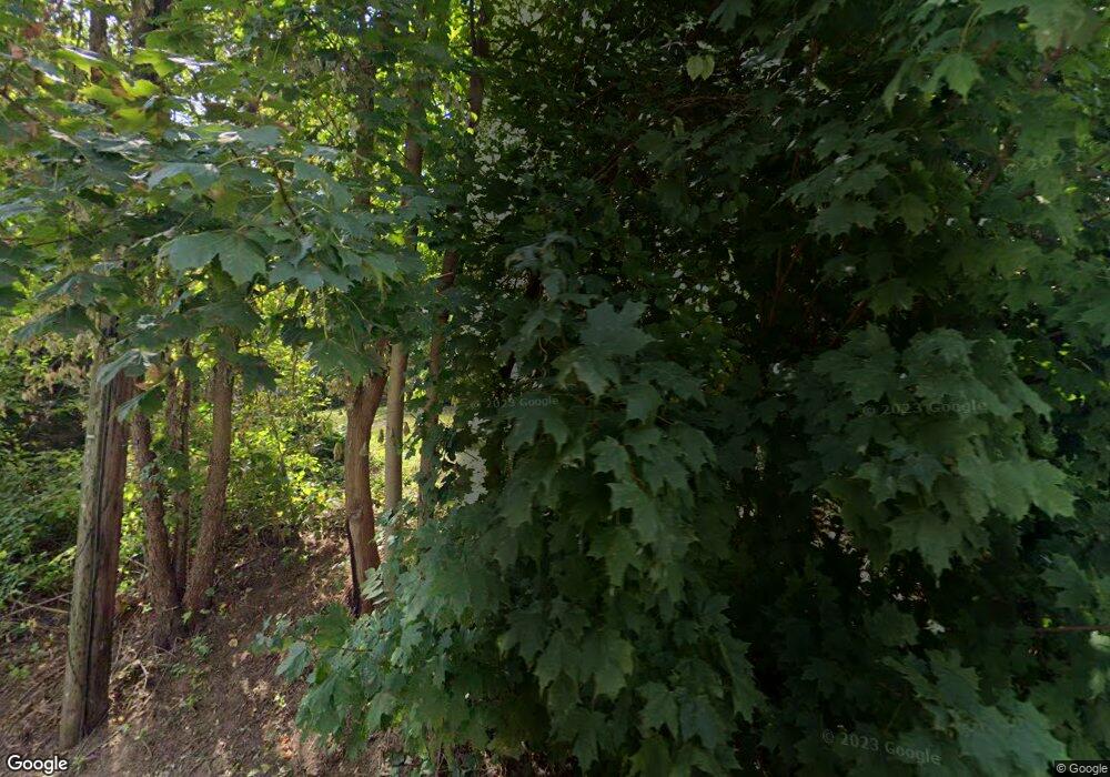 27 Russ Ln, Bristol, CT 06010 - photo 1