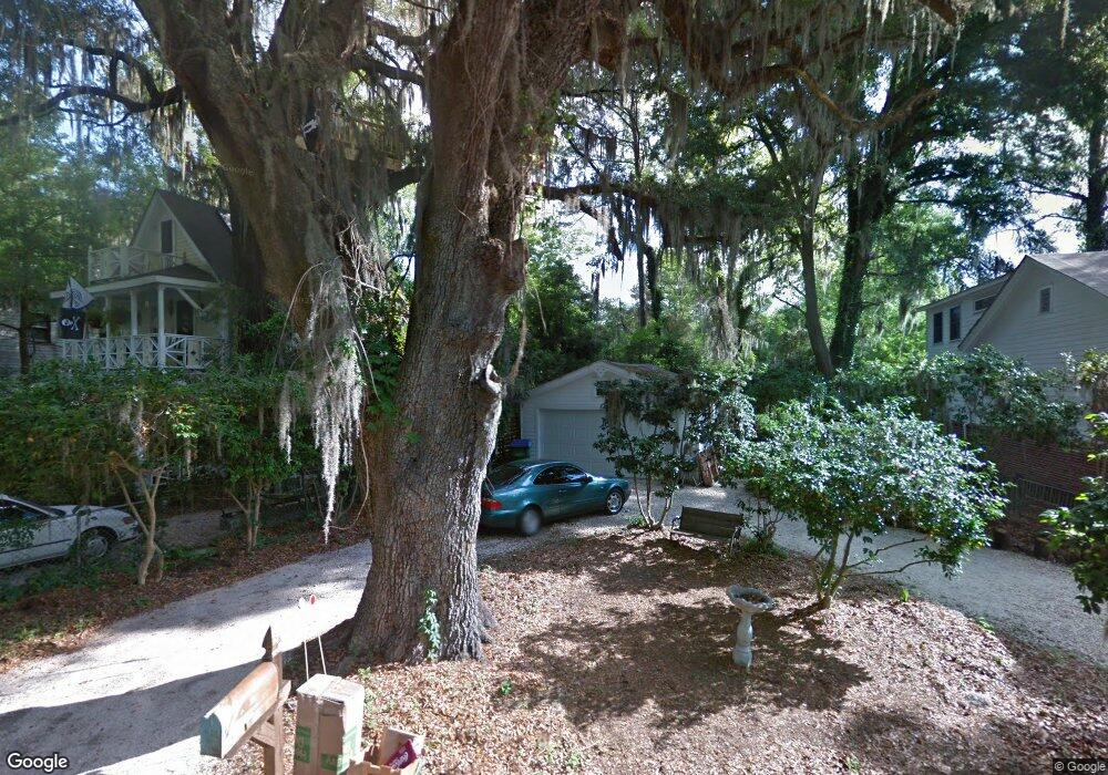 10 Bonaventure Rd, Thunderbolt, GA 31404 - photo 1