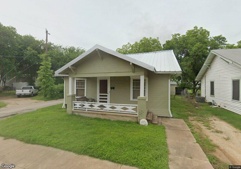 107 May Ave, Cleburne, TX 76031 - photo 1