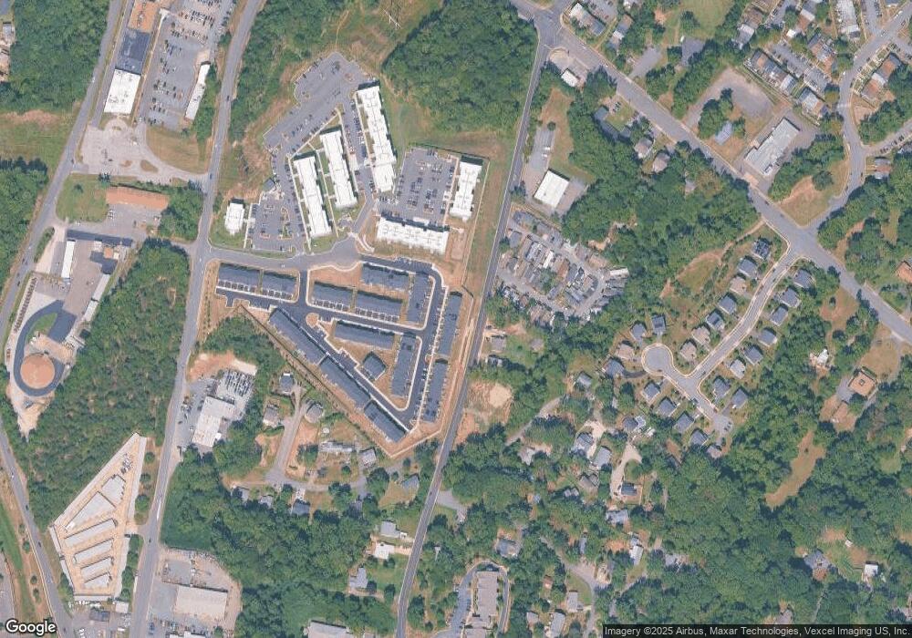 18227 Summit Pointe Dr, Triangle, VA 22172 - photo 1