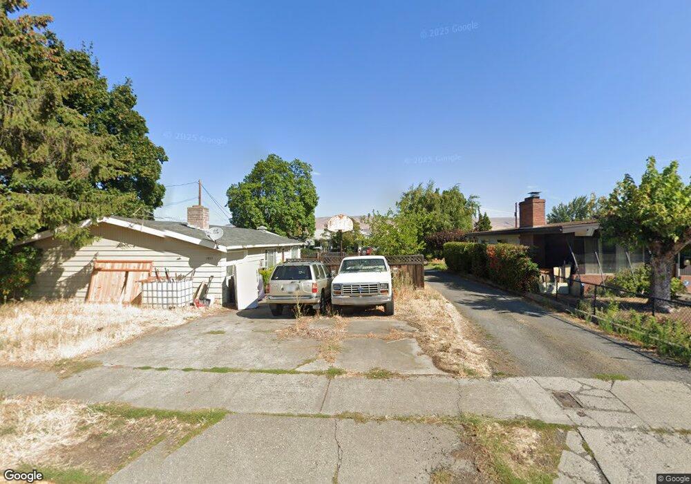 1800 E 11th St, the Dalles, OR 97058 - photo 1