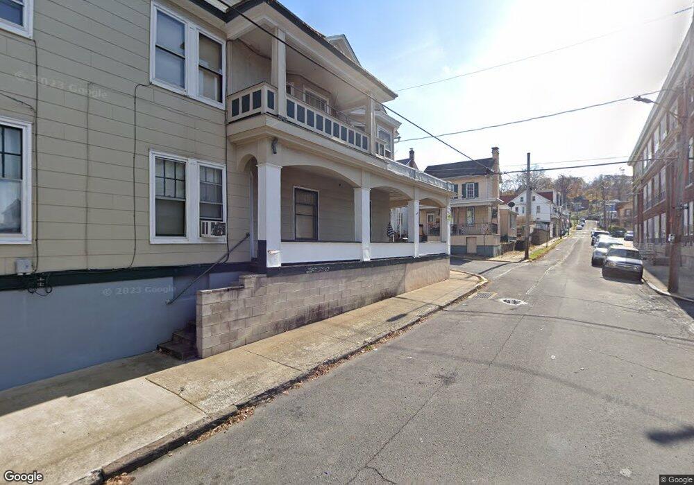 116 E Arch St, Shamokin, PA 17872 - photo 1