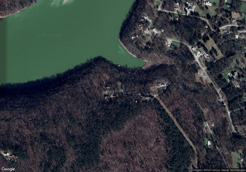 530 Edgewater Rd, Burnside, KY 42519 - photo 1