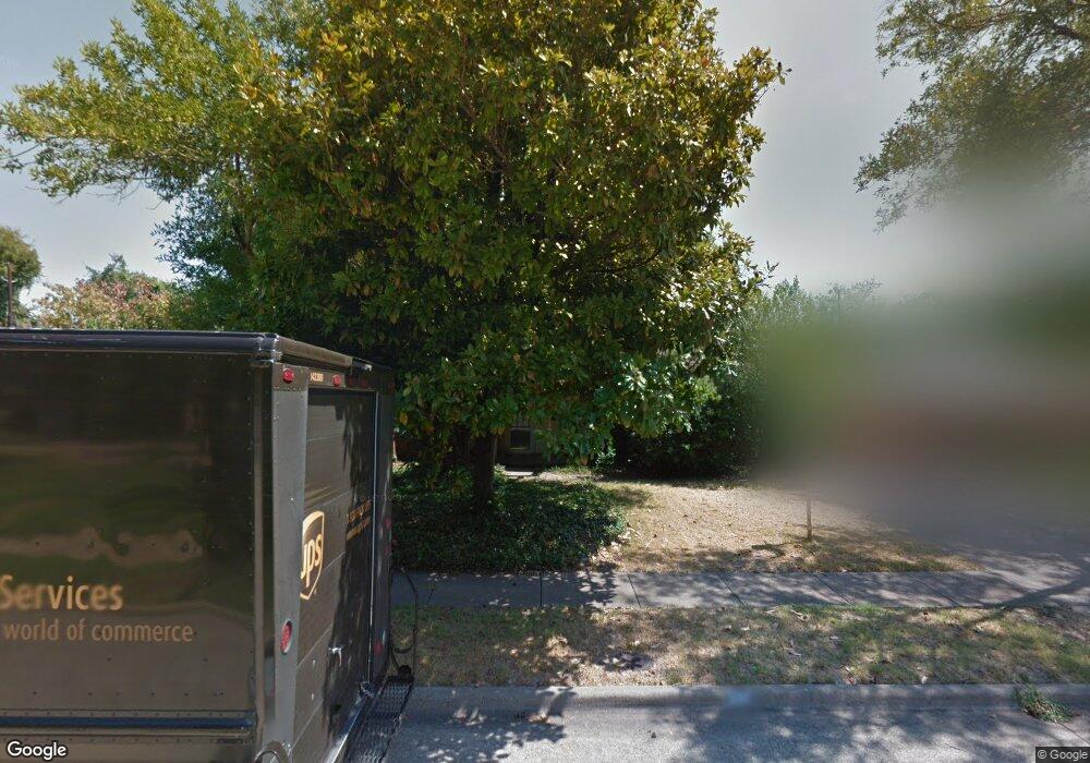 7321 Syracuse Dr, Dallas, TX 75214 - photo 1