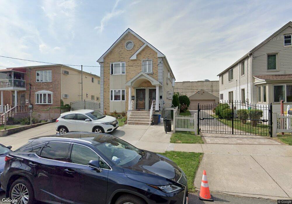 45-68 163rd St unit 2 Fl, Flushing, NY 11358 - photo 1