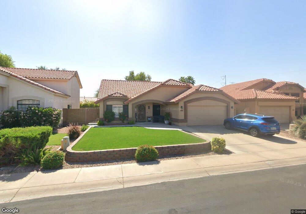 250 N Cobblestone St, Gilbert, AZ 85234 - photo 1