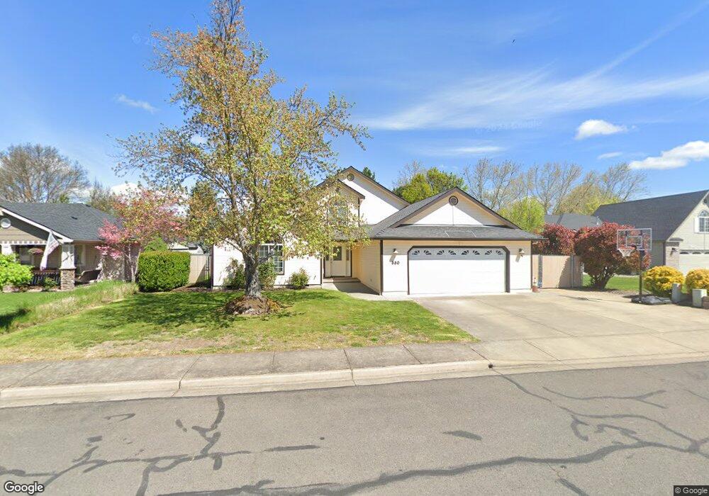 550 Mitchell Way, Central Point, OR 97502 - photo 1