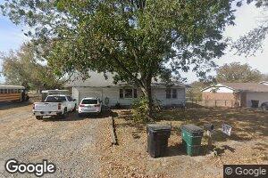 210 N 5th St, Morris, OK 74445