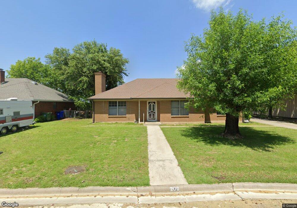 200 Red River Dr, Whitesboro, TX 76273 - photo 1