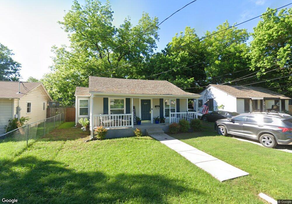 209 Euclid St, Cleburne, TX 76033 - photo 1