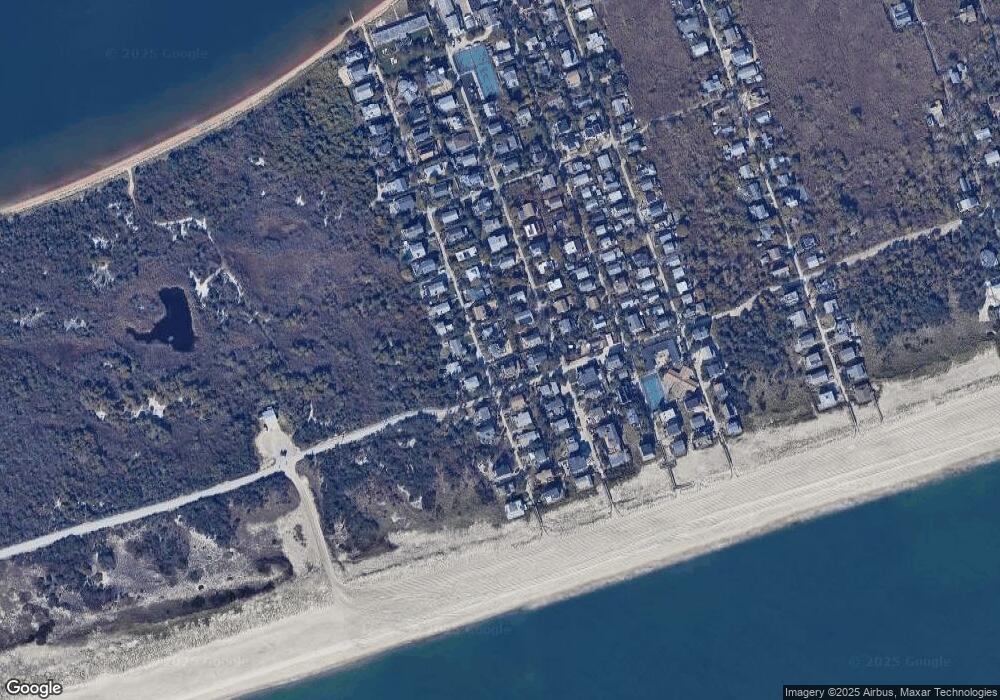 43 W Lighthouse Wlk Walk, Bay Shore, NY 11706 - photo 1