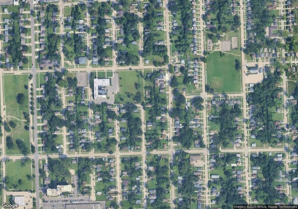 21084 Parkside Blvd, Ferndale, MI 48220 - photo 1