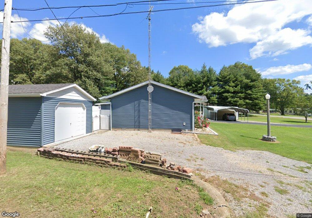 2020 Dorris Heights Rd, Harrisburg, IL 62946 - photo 1