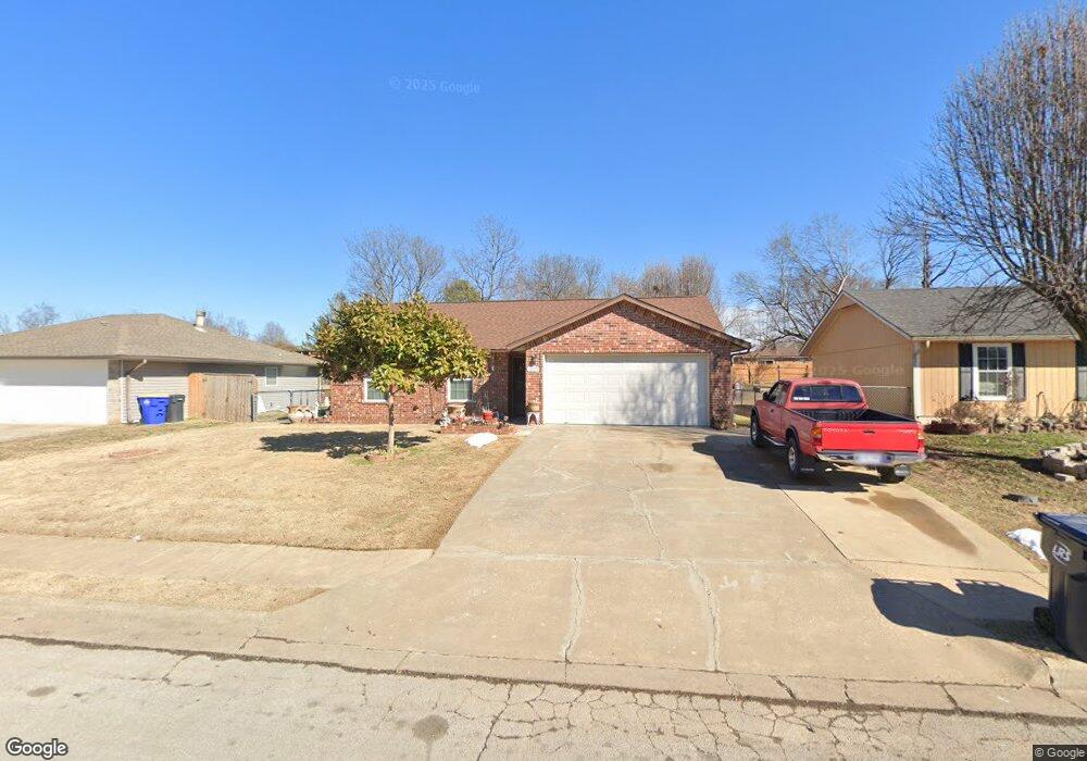 1805 S D St, Rogers, AR 72756 - photo 1