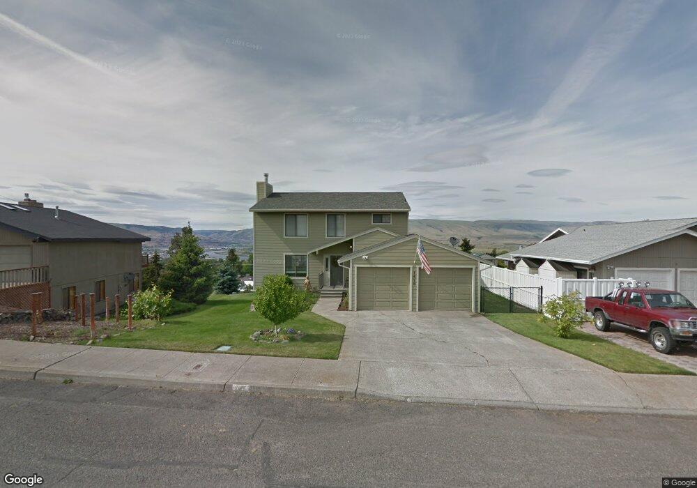 1419 E 21st St, the Dalles, OR 97058 - photo 1