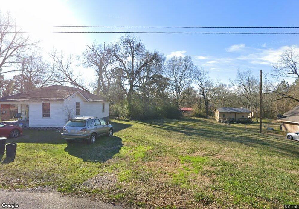 206 West St, Hazlehurst, MS 39083 - photo 1