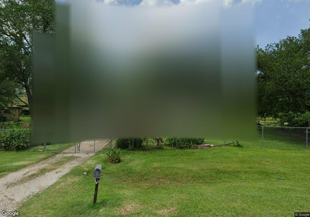 7517 N Finch Cir, Houston, TX 77028 - photo 1