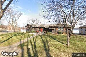 302 S Shore Dr, Winsted, MN 55395