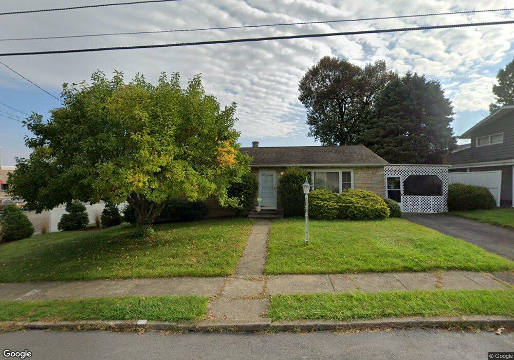 206 Stone St, Moosic, PA 18507 - photo 1