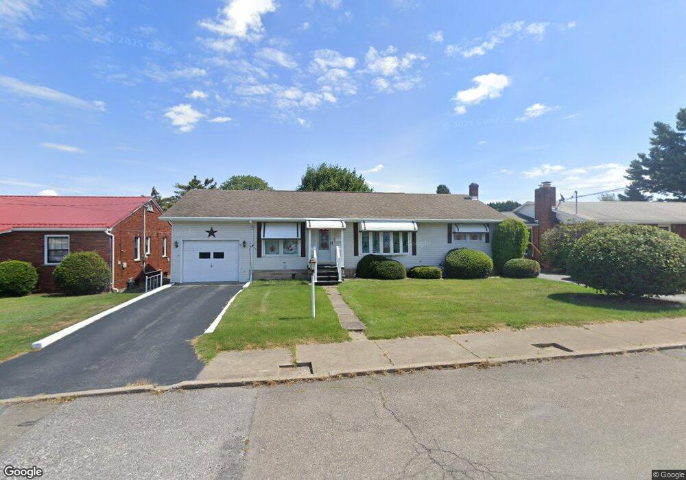 1013 Grant St, Hazleton, PA 18201 - photo 1