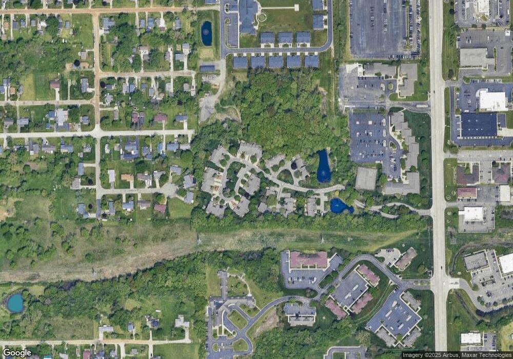 2495 Valley Oaks Cir unit 11, Flint, MI 48532 - photo 1