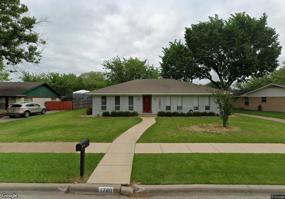 1700 Charlottsville Dr, Ennis, TX 75119 - photo 1