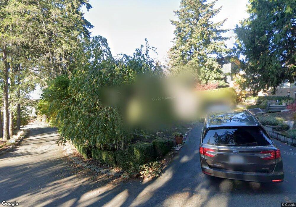 8102 SE 48th St, Mercer Island, WA 98040 - photo 1