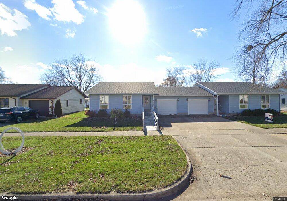 1211 Lafayette Ave, Mattoon, IL 61938 - photo 1