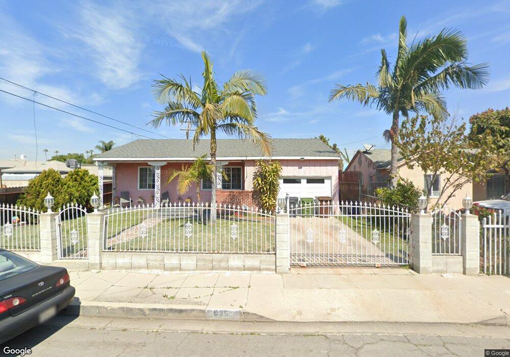 935 W Maple St, Compton, CA 90220 - photo 1