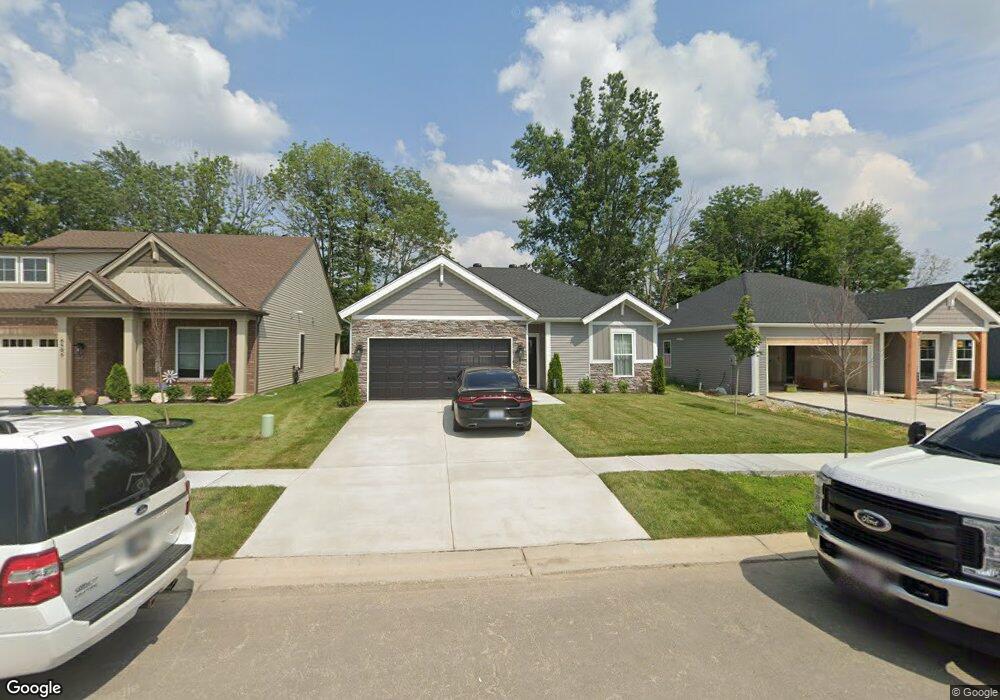 6504 Oak Village Dr, Louisville, KY 40228 - photo 1