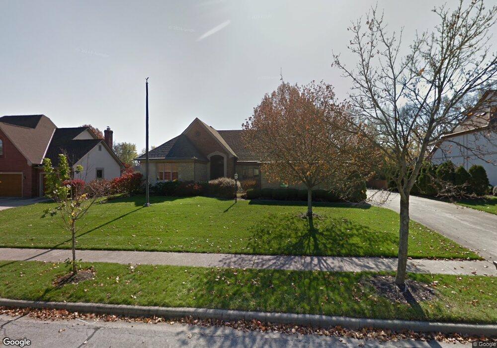 647 Crossing Creek S, Columbus, OH 43230 - photo 1