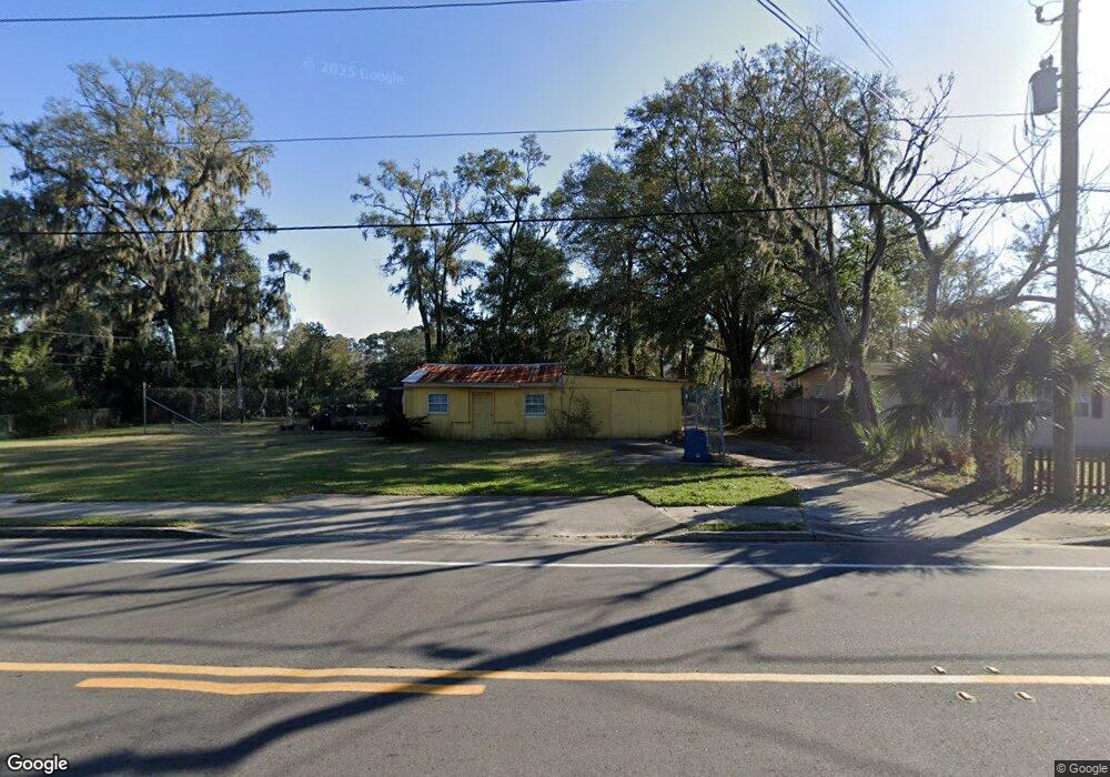 2858 Leonid Rd, Jacksonville, FL 32218 - photo 1