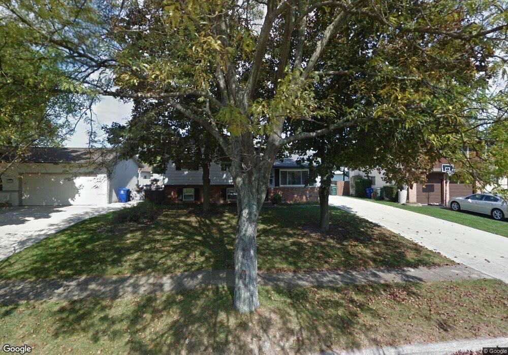 1714 Rocky Pine Loop N, Columbus, OH 43229 - photo 1