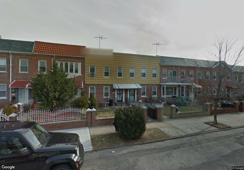 2127 47th St, Astoria, NY 11105 - photo 1