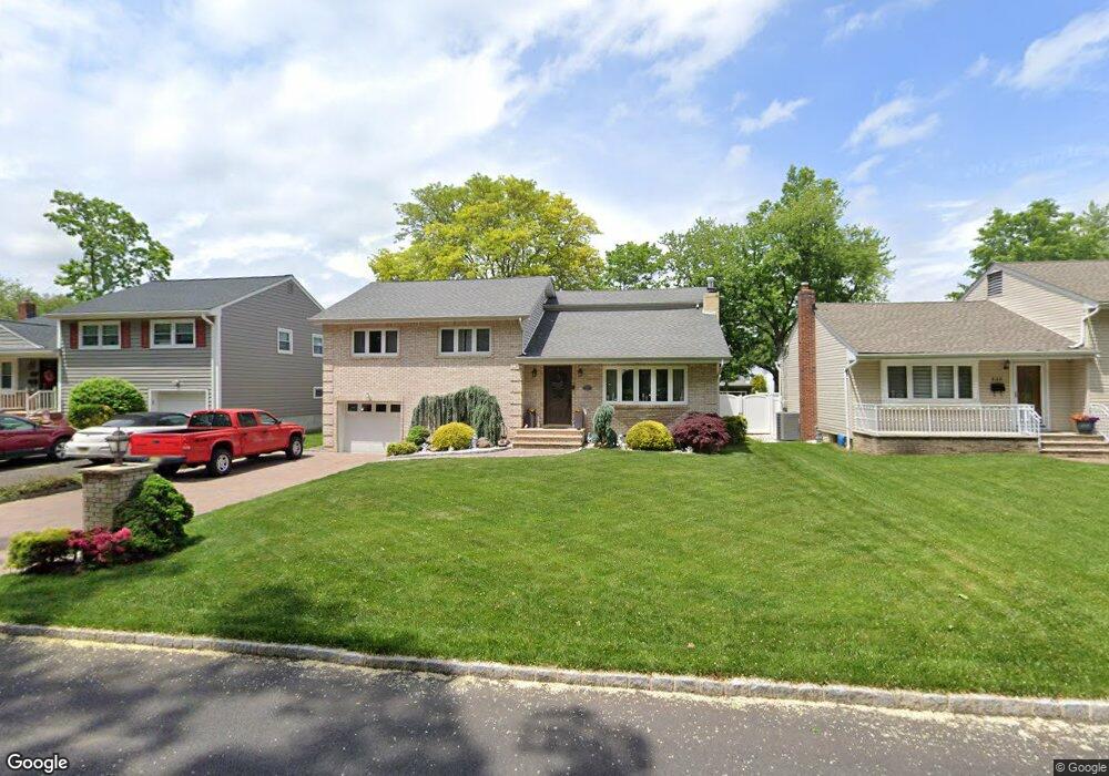 522 Fairway Dr, Union, NJ 07083 - photo 1