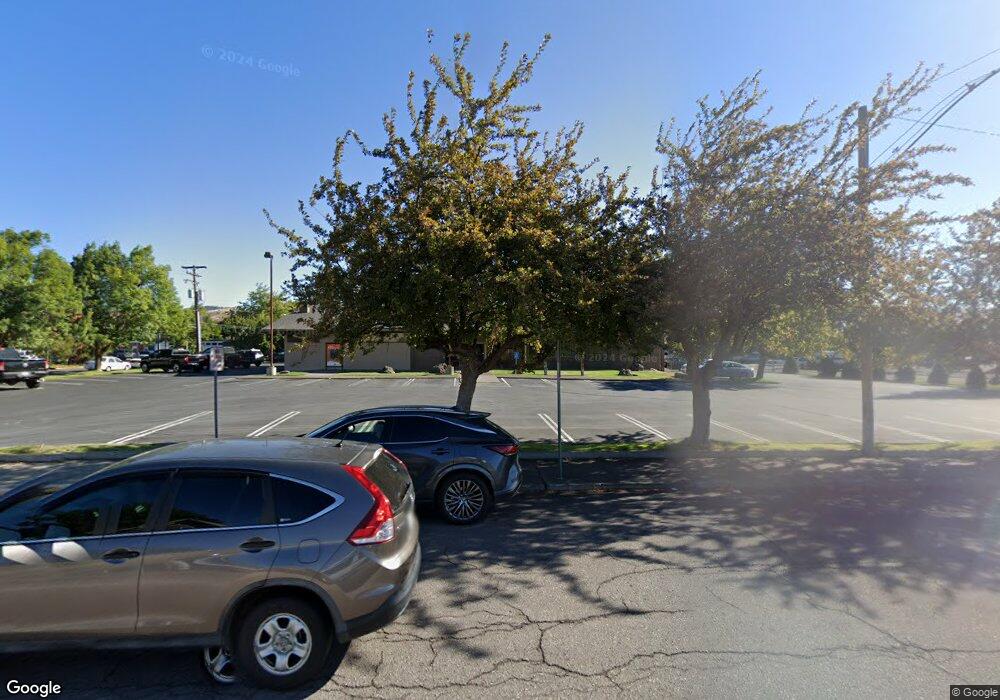 421 S 7th St, Klamath Falls, OR 97601 - photo 1