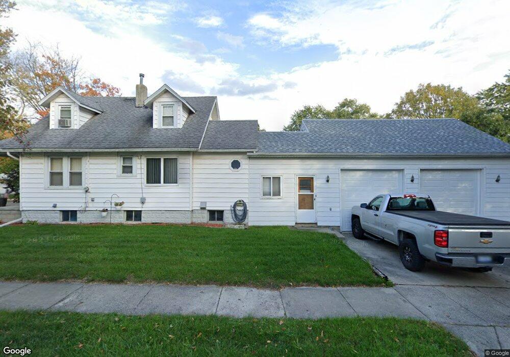 435 Dunlap St, Lansing, MI 48910 - photo 1