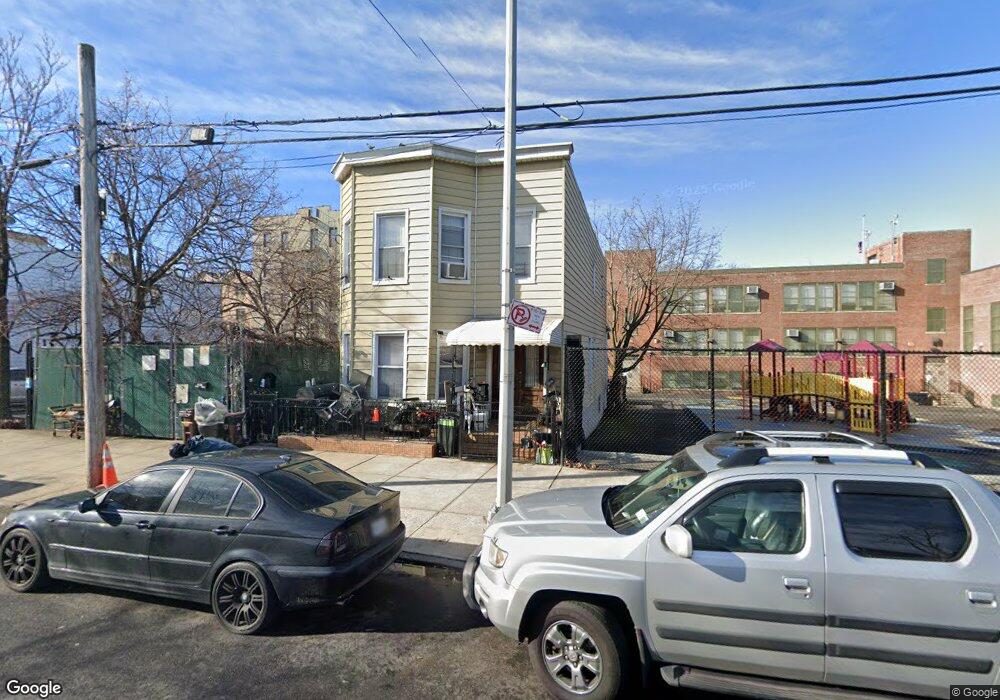 1669 Hunt Ave, Bronx, NY 10462 - photo 1