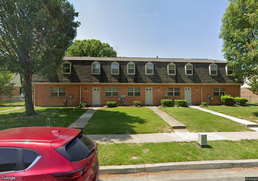 656 W Kingsway Rd, Middle River, MD 21220 - photo 1