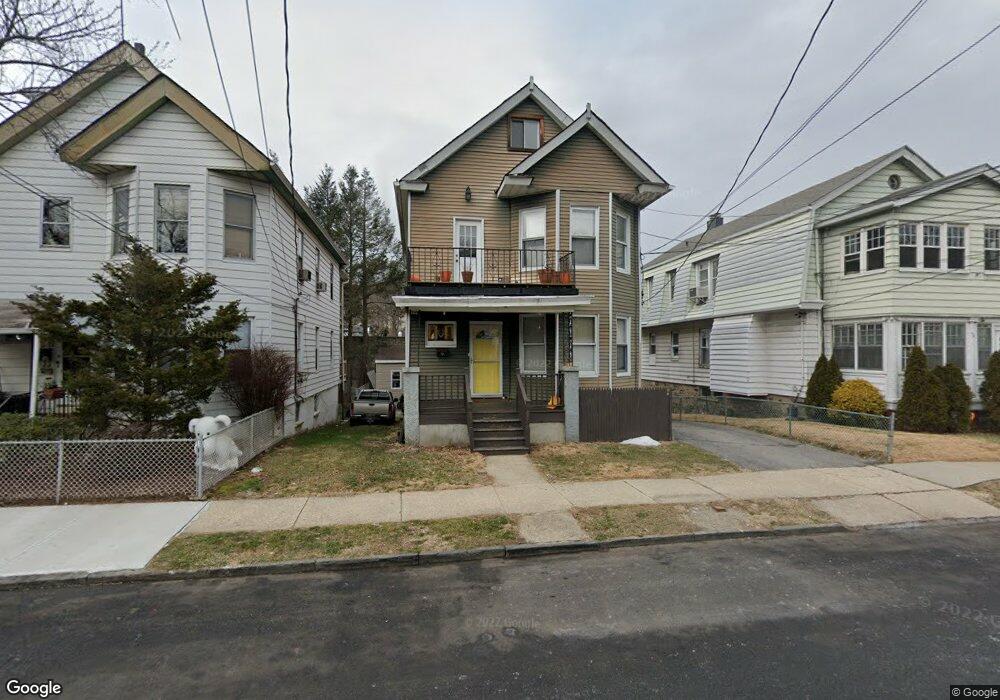 151 Tibbetts Rd, Yonkers, NY 10705 - photo 1