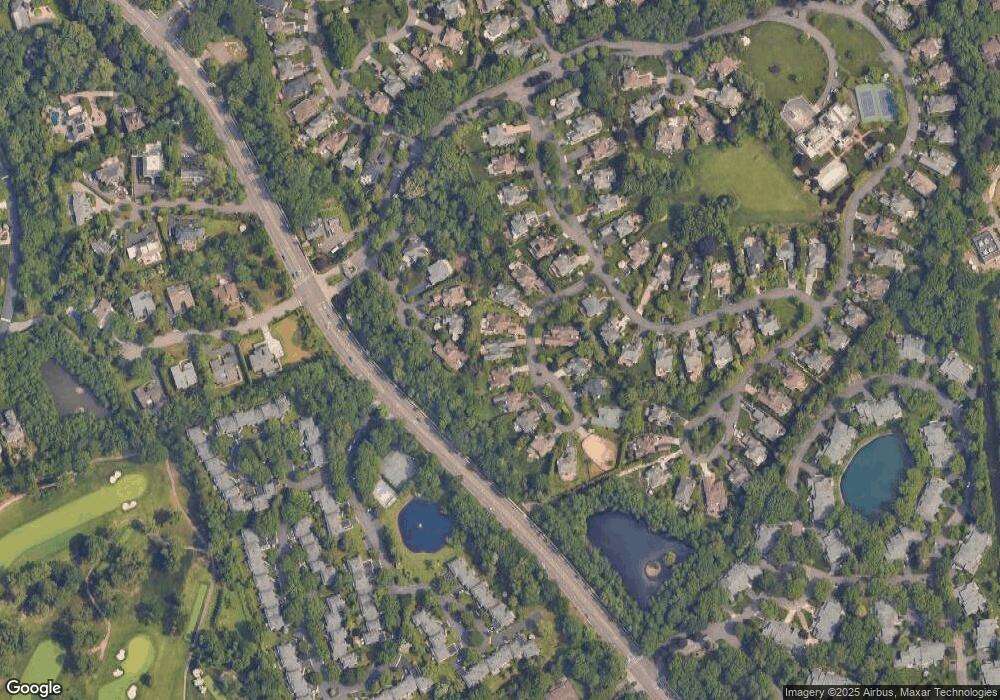 21 Cherrywood Ln, Manhasset, NY 11030 - photo 1