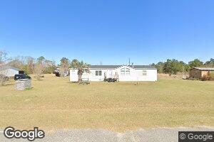76 Knowles Rd, Ray City, GA 31645