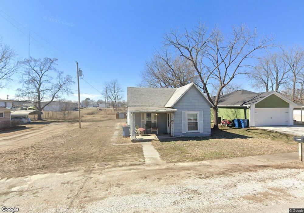 202 Skinner St, Carl Junction, MO 64834 - photo 1
