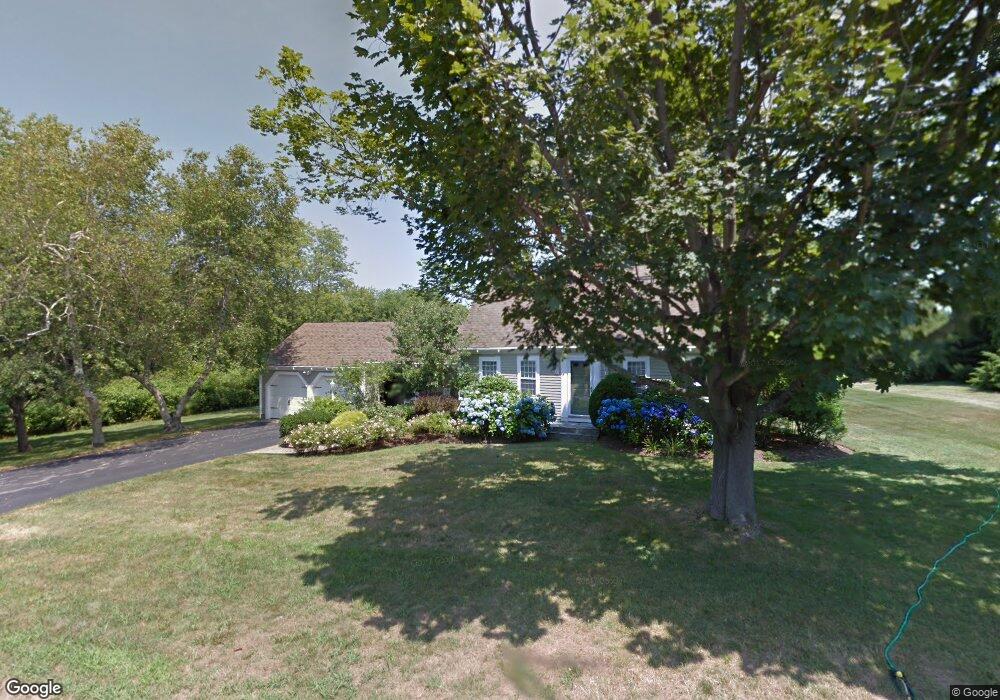 15 Circle Dr, Middletown, RI 02842 - photo 1