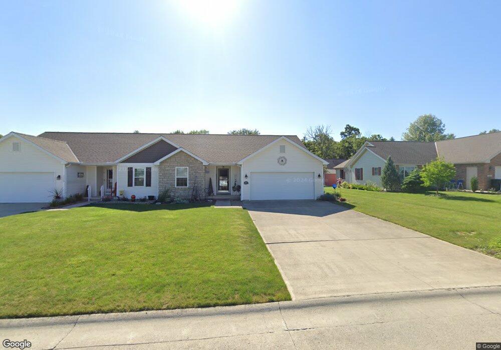 1117 Rikki Lee Ln, Bucyrus, OH 44820 - photo 1