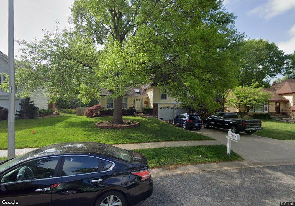 9953 Westgate St, Lenexa, KS 66215 - photo 1